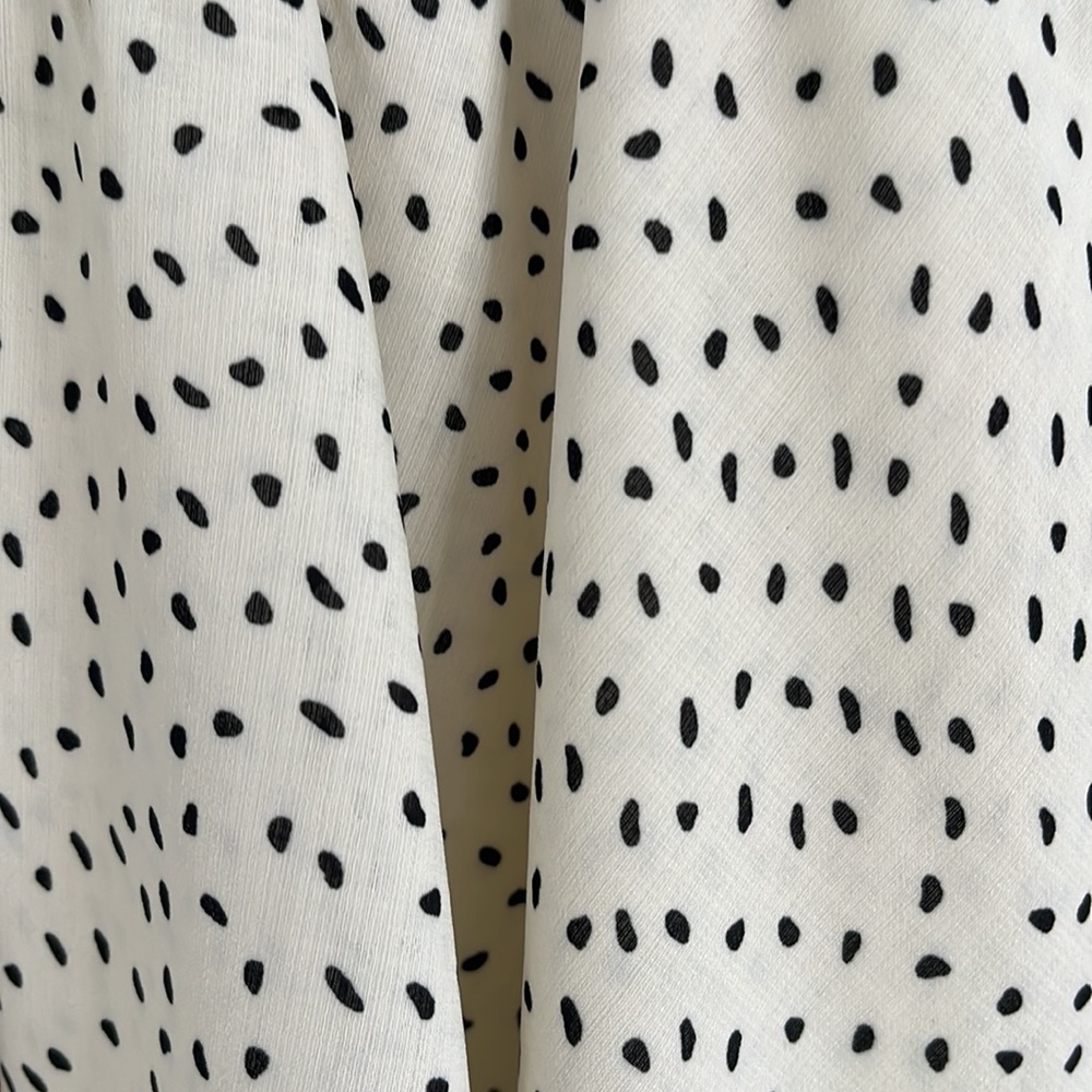 A gorgeous spring dress 👗 - Picture 6 of 9